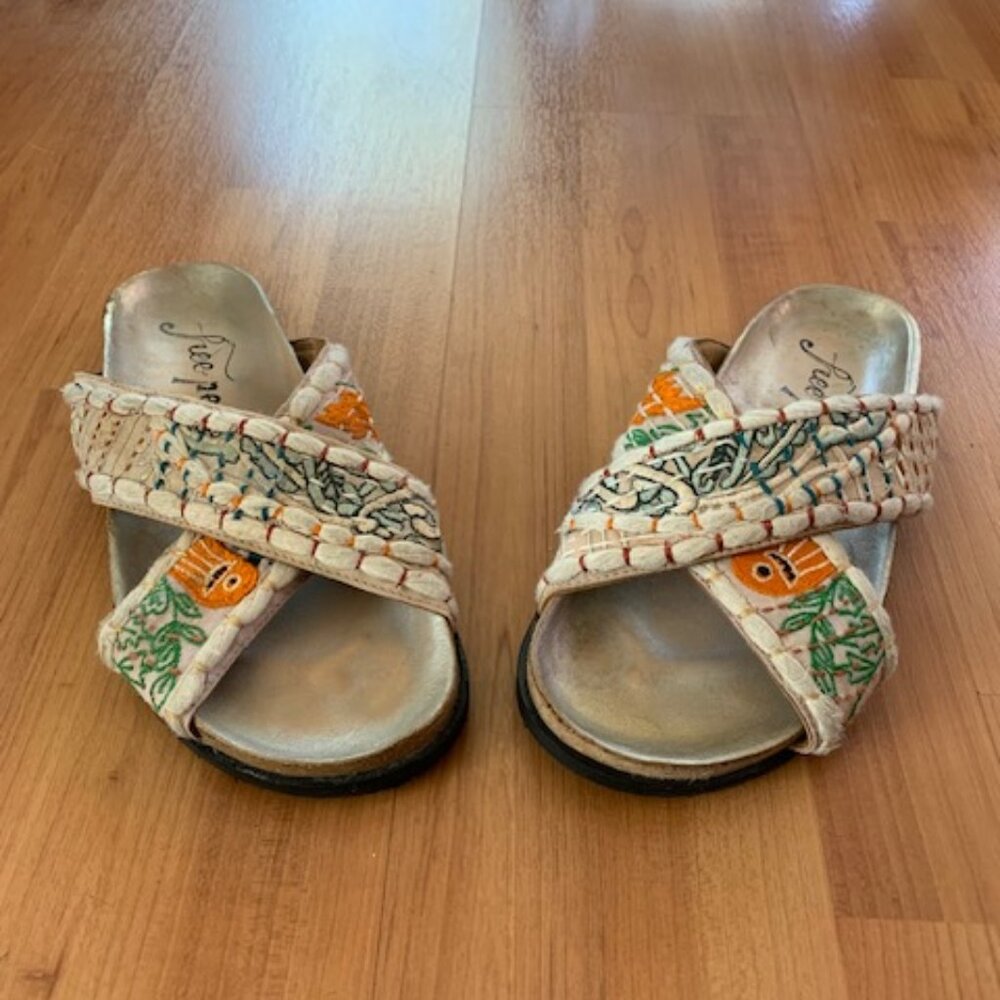 Free People Free Wildflowers Crossband Sandal Patched Kantha size 37